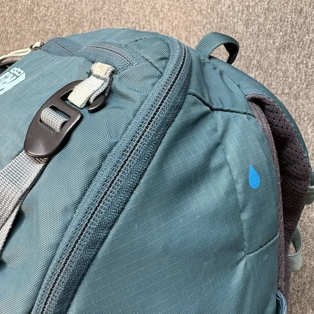 REI Co-Op Trail 25 Backpack Green Women's One Size 25L Hiking Day Pack